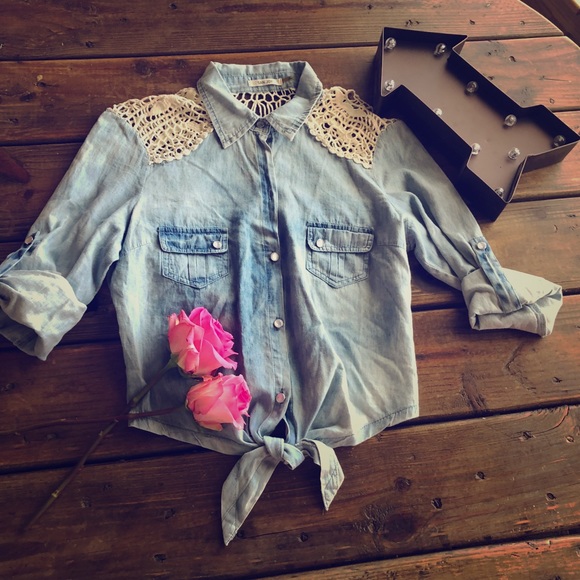Tops - Denim and lace pearl button down tie top. Size S.
